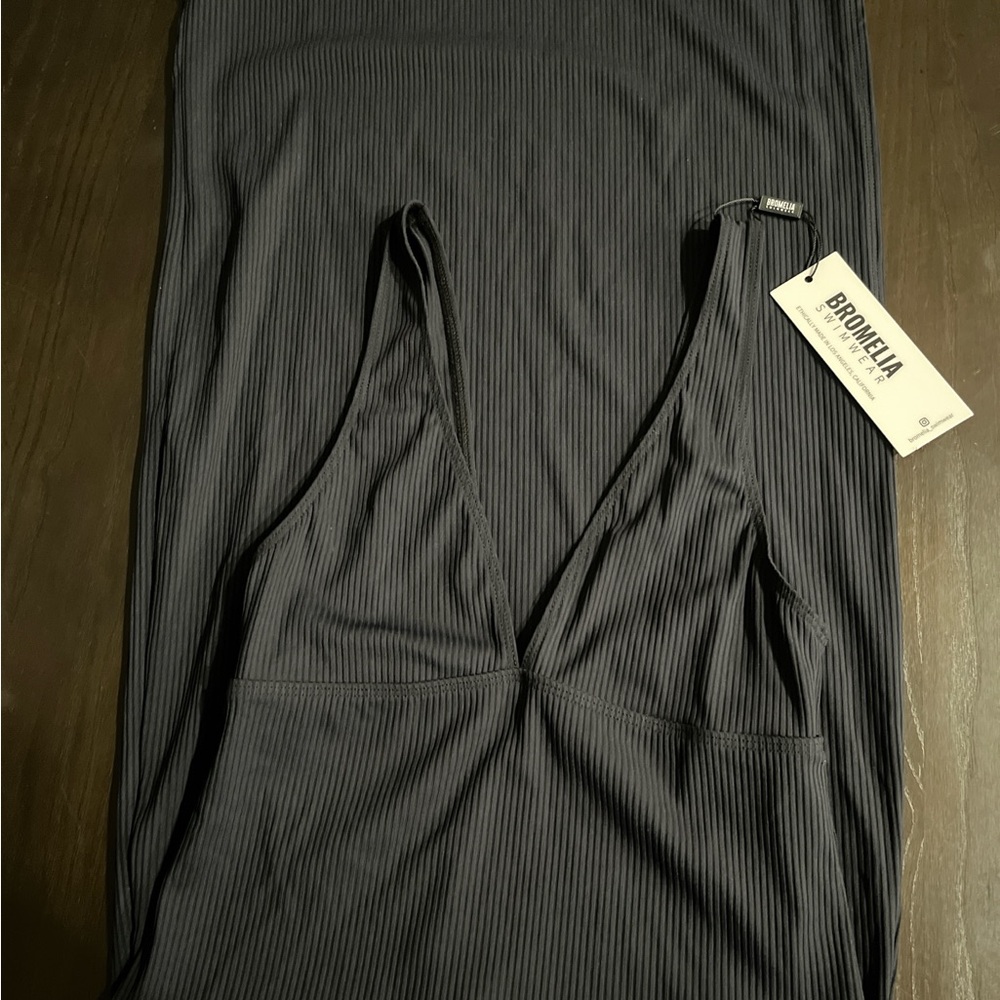 Bromelia Black Ribbed Dress/Cover up